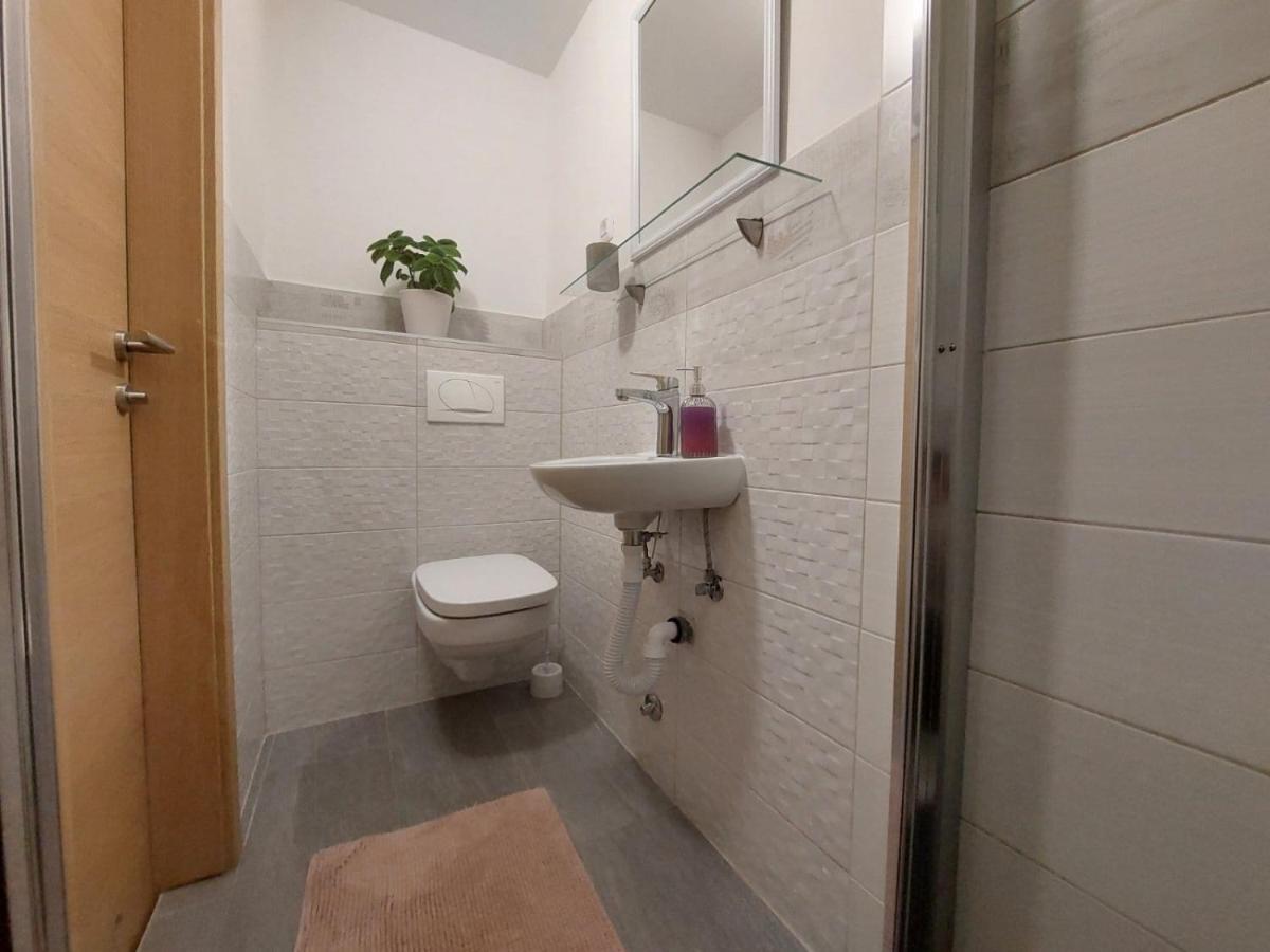 Apartmani Roza Пула Экстерьер фото